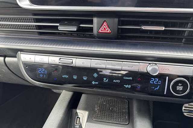 Hyundai IONIQ 6 77.4kWh Ultimate Saloon 4dr Electric Auto (228 ps)