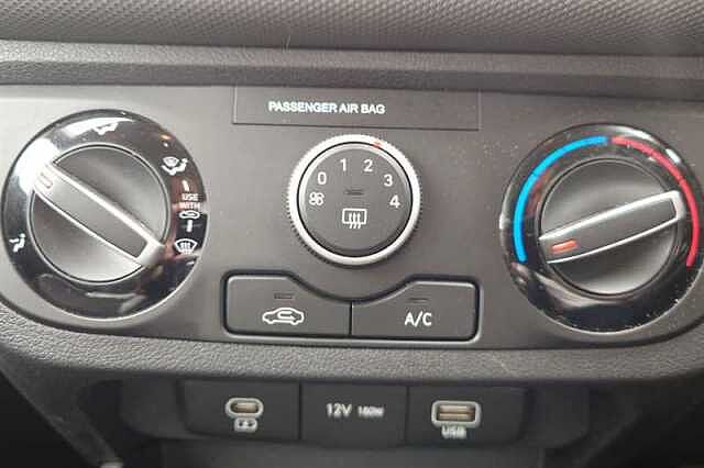 Hyundai I10 1.2 Advance Hatchback 5dr Petrol Auto Euro 6 (s/s) (79 ps) Black