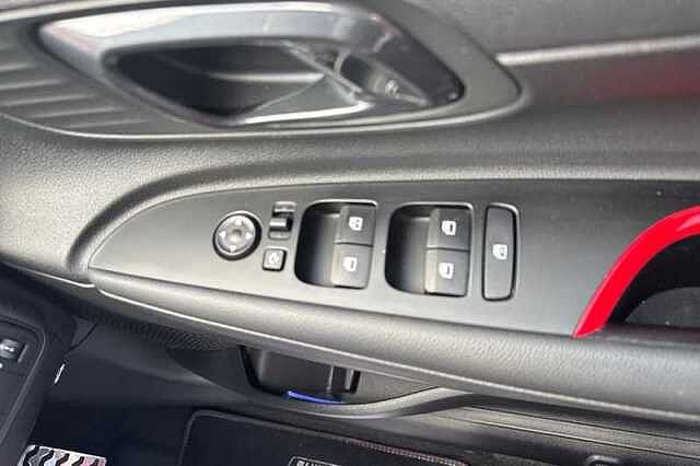 Hyundai I20 1.0 T-GDi N Line S Hatchback 5dr Petrol Manual Euro 6 (s/s) (100 ps) Blue
