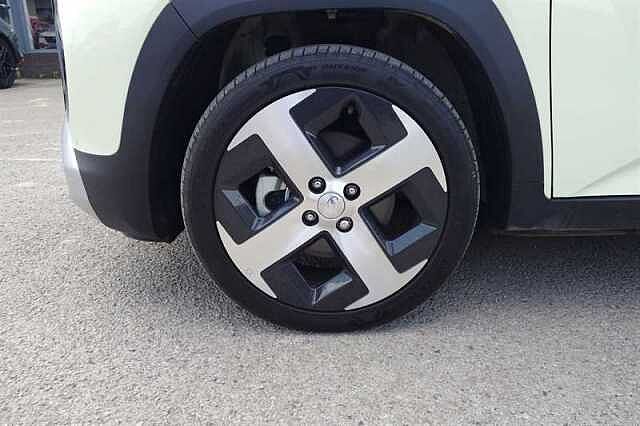 Hyundai INSTER Long Range 49kWh 02 SUV 5dr Electric Auto (115 ps) Yellow