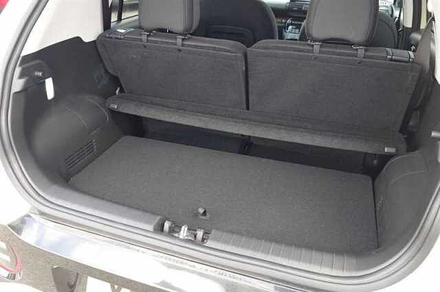 Hyundai INSTER Long Range 49kWh 02 SUV 5dr Electric Auto (115 ps) Yellow