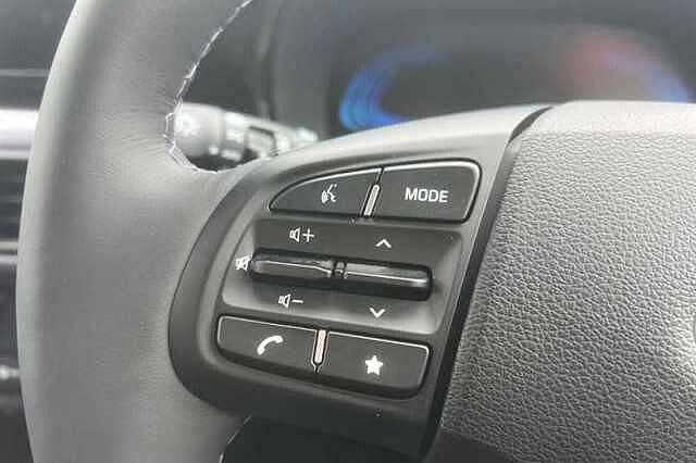 Hyundai i10 1.2 Premium Hatchback 5dr Petrol Auto Euro 6 (s/s) (79 ps)