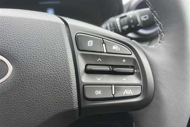 Hyundai i10 1.2 Premium Hatchback 5dr Petrol Auto Euro 6 (s/s) (79 ps)