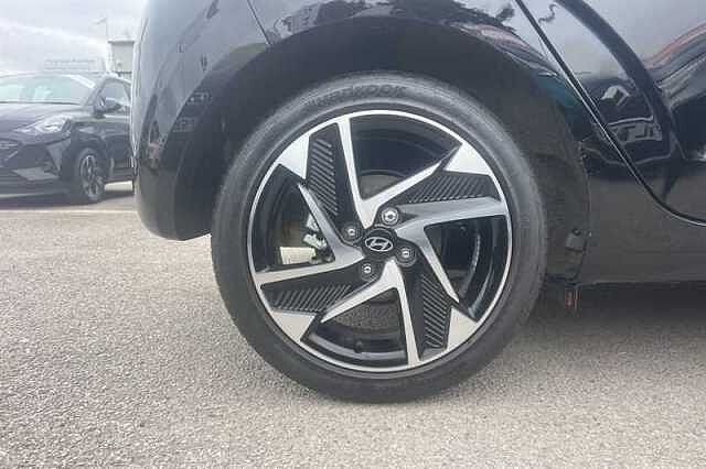 Hyundai I10 1.2 Premium Hatchback 5dr Petrol Auto Euro 6 (s/s) (79 ps) Black