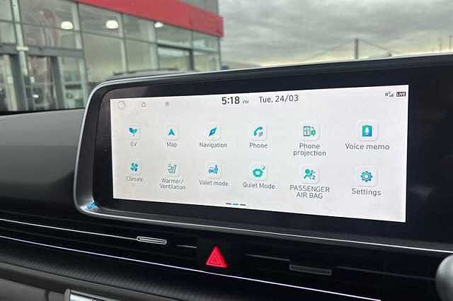 Hyundai IONIQ 6 77.4kWh Ultimate Saloon 4dr Electric Auto (228 ps) White