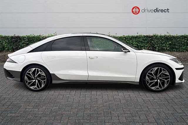 Hyundai IONIQ 6 77.4kWh Ultimate Saloon 4dr Electric Auto (228 ps) White