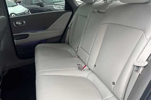 Hyundai IONIQ 6 77.4kWh Ultimate Saloon 4dr Electric Auto (228 ps) White