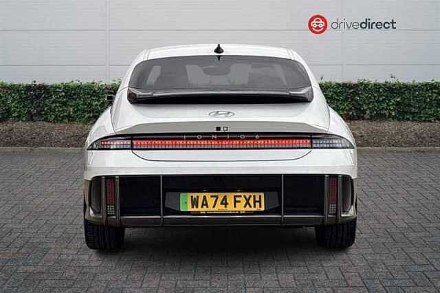 Hyundai IONIQ 6 77.4kWh Ultimate Saloon 4dr Electric Auto (228 ps) White