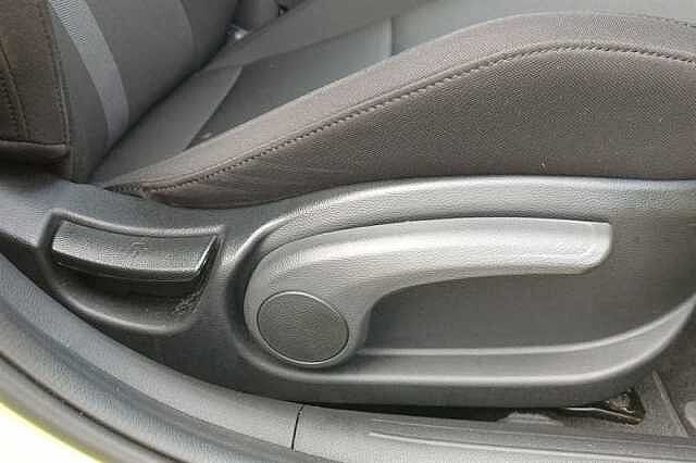 Hyundai I20 1.0 T-GDi Premium Hatchback 5dr Petrol Manual Euro 6 (s/s) (100 ps) Yellow