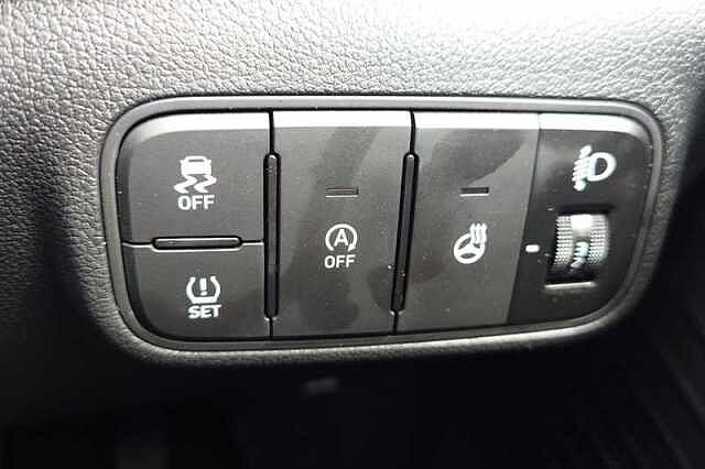 Hyundai I20 1.0 T-GDi Black Line Hatchback 5dr Petrol Manual Euro 6 (s/s) (90 ps)
