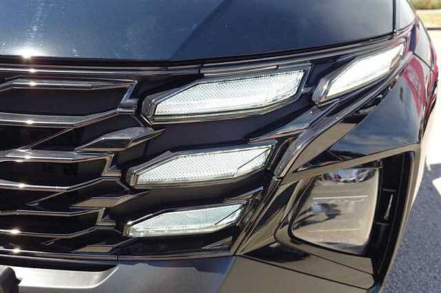 Hyundai TUCSON 1.6 T-GDi N Line SUV 5dr Petrol Hybrid Auto Euro 6 (s/s) (215 ps) Black
