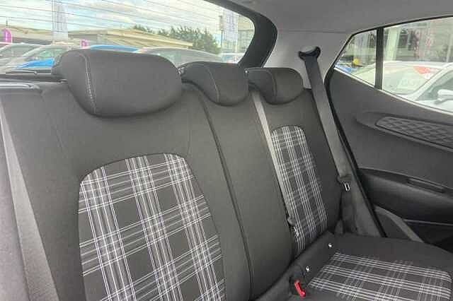 Hyundai I10 1.2 Premium Hatchback 5dr Petrol Auto Euro 6 (s/s) (79 ps)