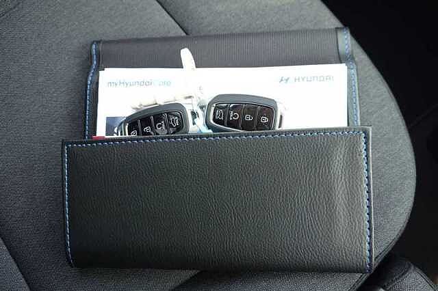 Hyundai INSTER Long Range 49kWh 02 SUV 5dr Electric Auto (115 ps) White