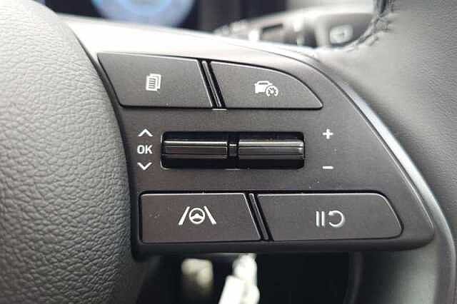 Hyundai BAYON 1.0 T-GDi Black Line SUV 5dr Petrol DCT Euro 6 (s/s) (90 ps)
