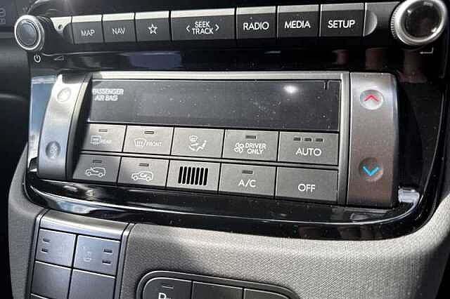 Hyundai INSTER Long Range 49kWh 02 SUV 5dr Electric Auto (115 ps) White