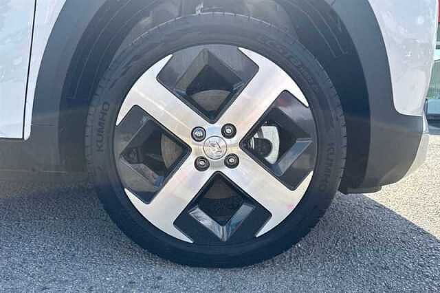 Hyundai INSTER Long Range 49kWh 02 SUV 5dr Electric Auto (115 ps) White