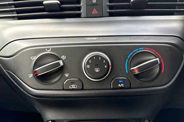 Hyundai i20 1.0 T-GDi Advance Hatchback 5dr Petrol DCT Euro 6 (s/s) (100 ps)