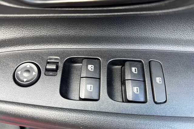 Hyundai i20 1.0 T-GDi Advance Hatchback 5dr Petrol DCT Euro 6 (s/s) (100 ps)