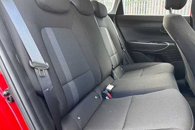 Hyundai i20 1.0 T-GDi Advance Hatchback 5dr Petrol DCT Euro 6 (s/s) (100 ps)