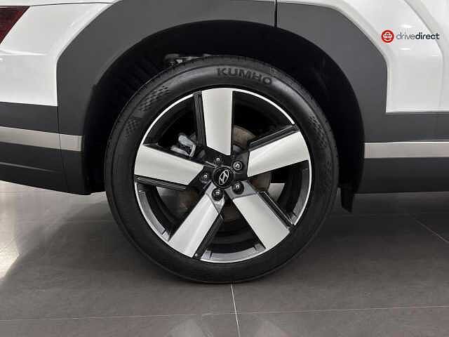 Hyundai SANTA FE 1.6 T-GDi 13.8kWh Premium SUV 5dr Petrol Plug-in Hybrid Auto 4WD Euro 6 (s/s) (7 White