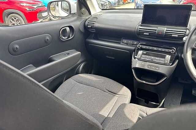 Hyundai INSTER Long Range 49kWh 02 SUV 5dr Electric Auto (115 ps)
