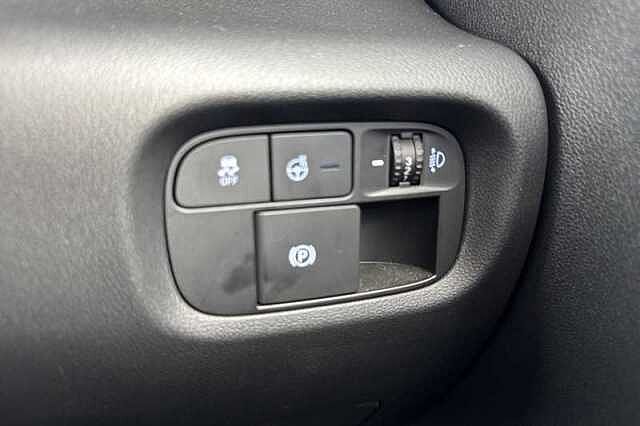 Hyundai INSTER Long Range 49kWh 02 SUV 5dr Electric Auto (115 ps)