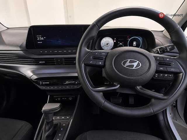 Hyundai I20 1.0 T-GDi Tech Line Hatchback 5dr Petrol DCT Euro 6 (s/s) (90 ps) White