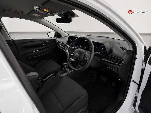 Hyundai I20 1.0 T-GDi Tech Line Hatchback 5dr Petrol DCT Euro 6 (s/s) (90 ps) White
