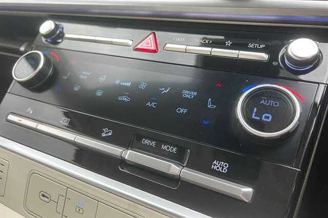 Hyundai SANTA FE 1.6 h T-GDi Ultimate SUV 5dr Petrol Hybrid Auto Euro 6 (s/s) (7Seat) (215 ps) Grey