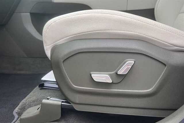 Hyundai SANTA FE 1.6 h T-GDi Ultimate SUV 5dr Petrol Hybrid Auto Euro 6 (s/s) (7Seat) (215 ps) Grey